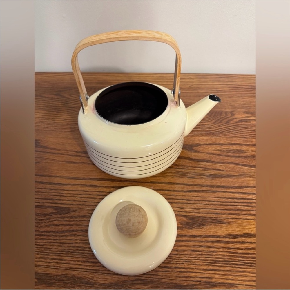 Vintage Mid-Century Striped Enamel Teapot with Wooden Handle